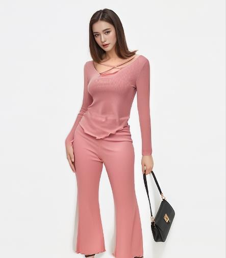 Solid Color Pajamas Set – Comfortable Homewear Top & Pants Suit | VexoFinds